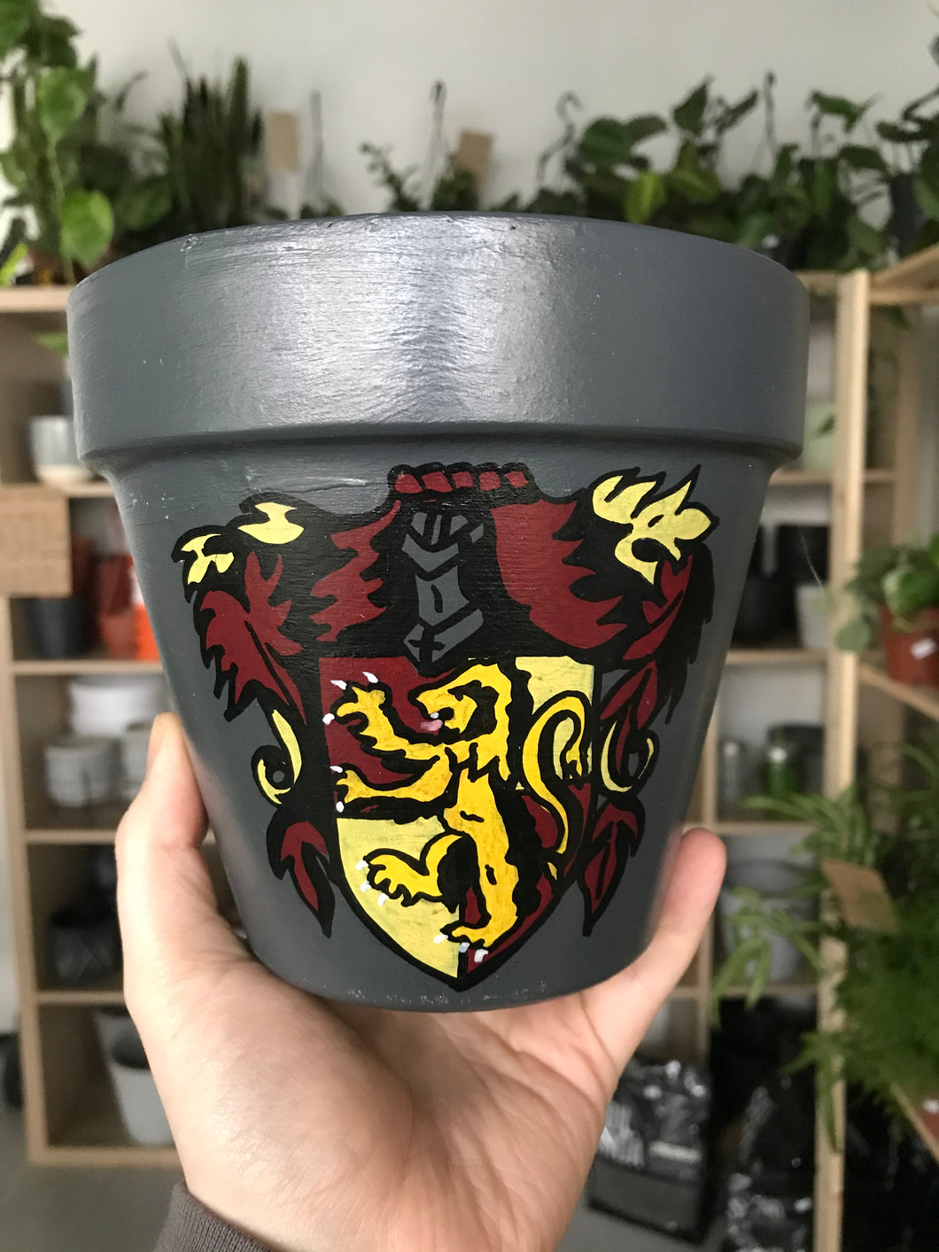 Gryffindor Pot with Saucer